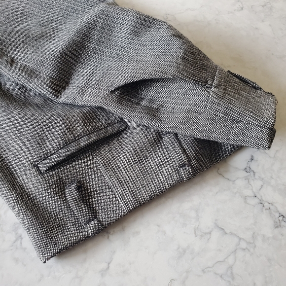 Banana Republic Gray Herringbone Knit Skirt - Picture 8 of 9